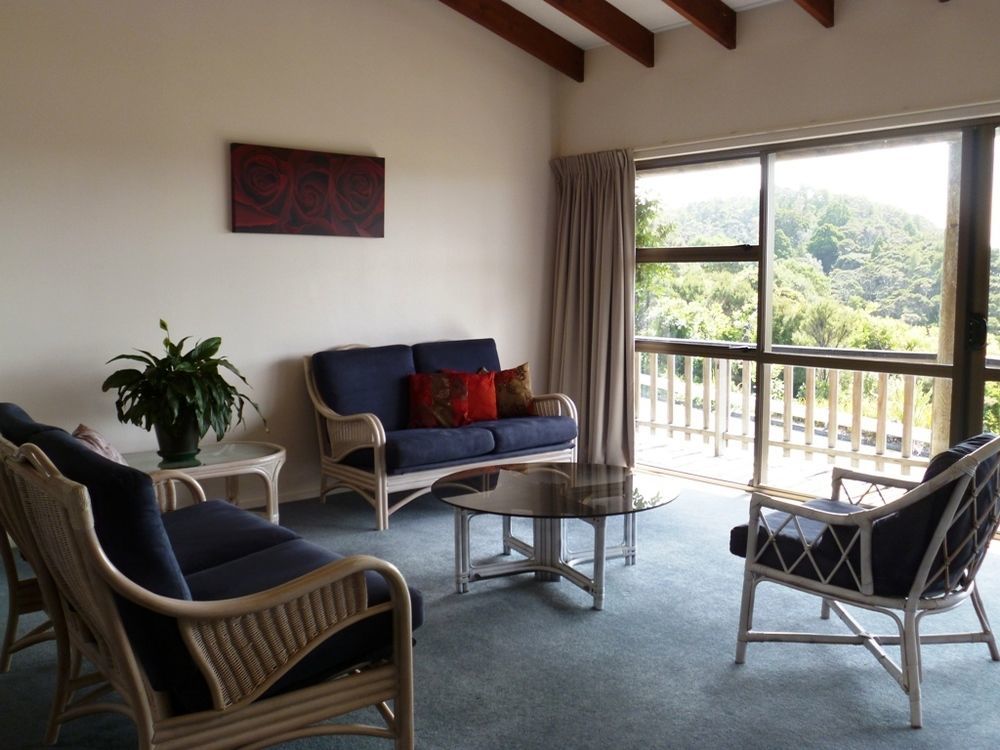 Opua Boutique Seaview Motel Екстер'єр фото