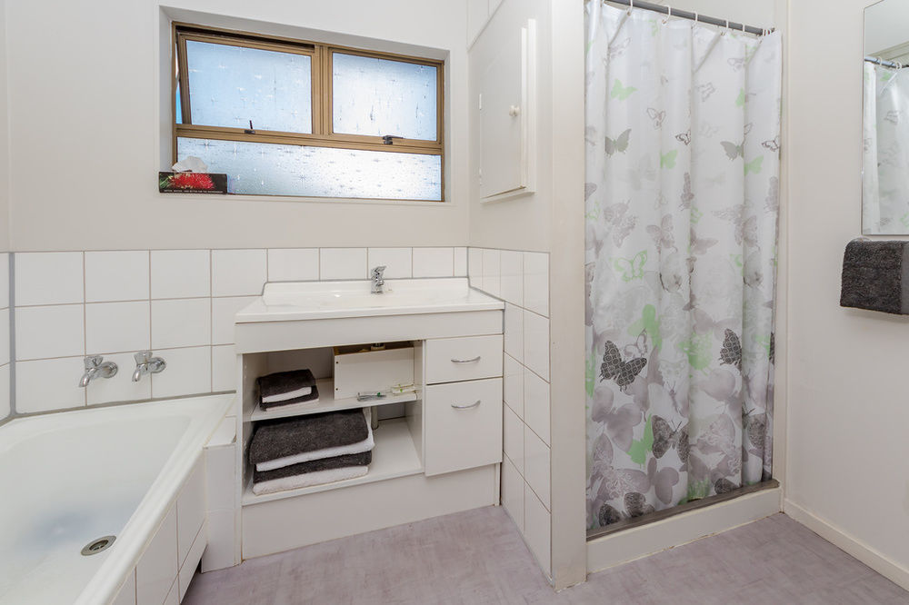 Opua Boutique Seaview Motel Екстер'єр фото