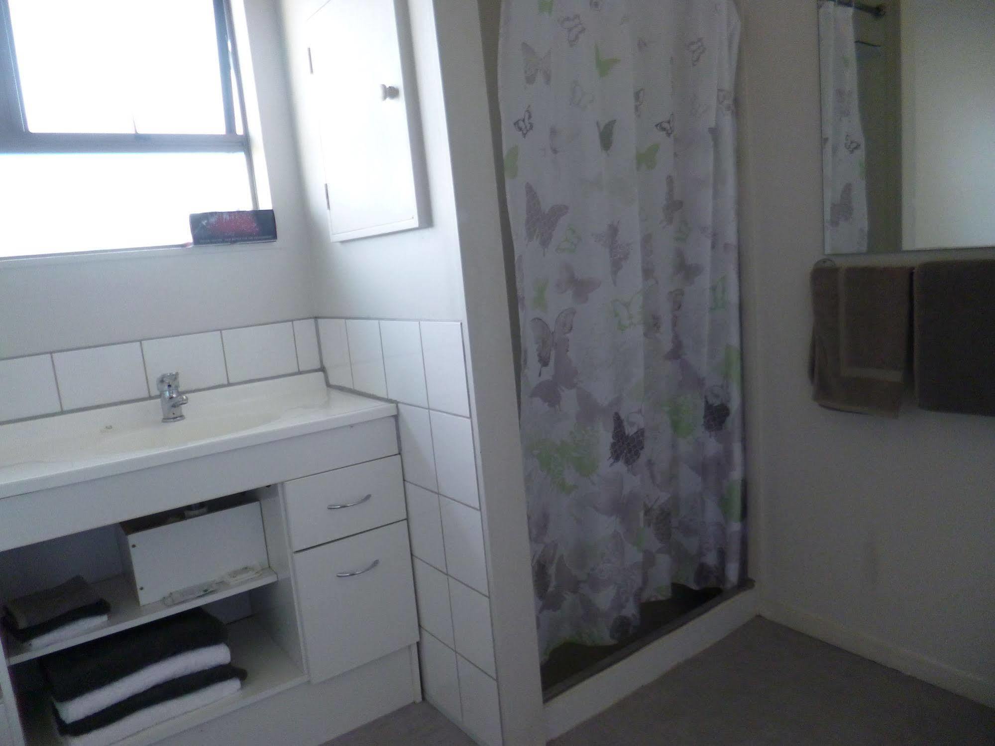Opua Boutique Seaview Motel Екстер'єр фото