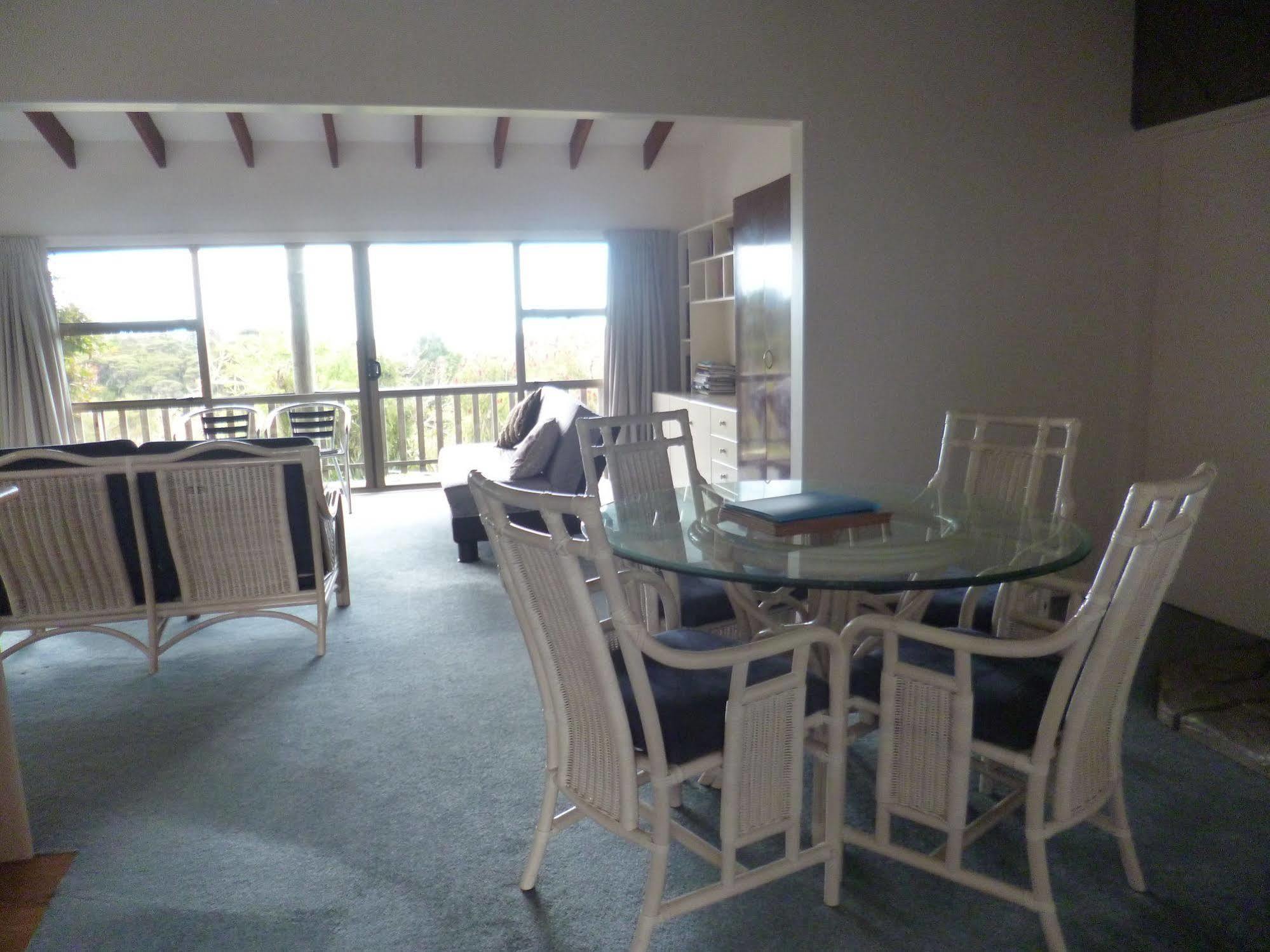 Opua Boutique Seaview Motel Екстер'єр фото