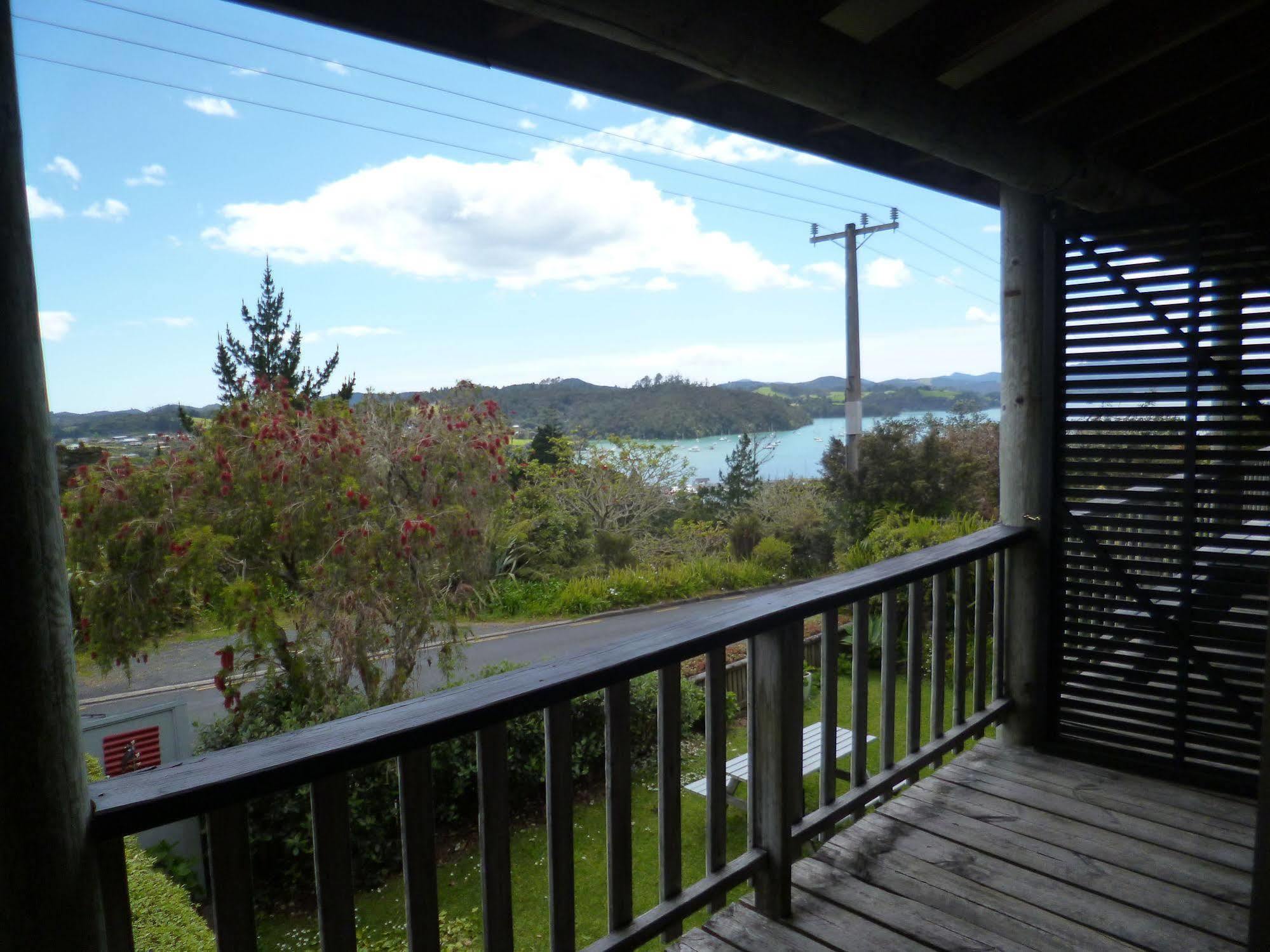 Opua Boutique Seaview Motel Екстер'єр фото